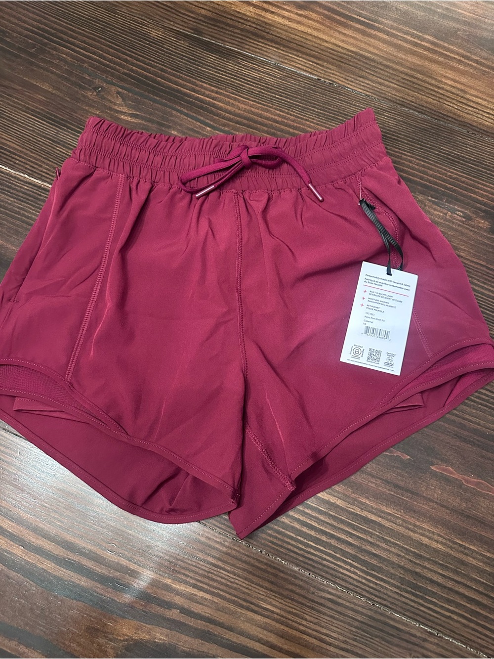 Mondetta Women's Athletic Shorts in Burgundy